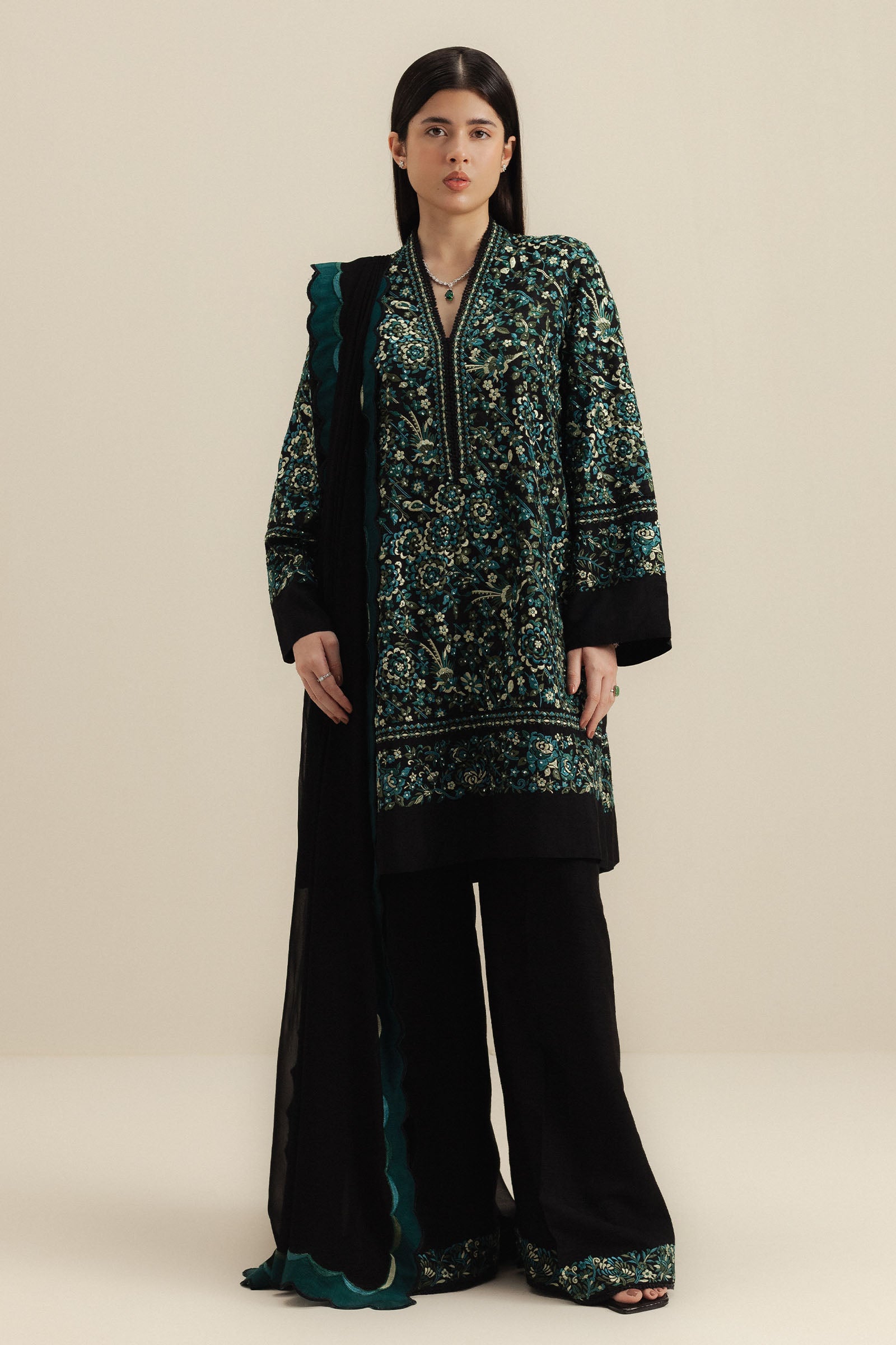 Zara Shahjahan Festive 25 - Mahveen