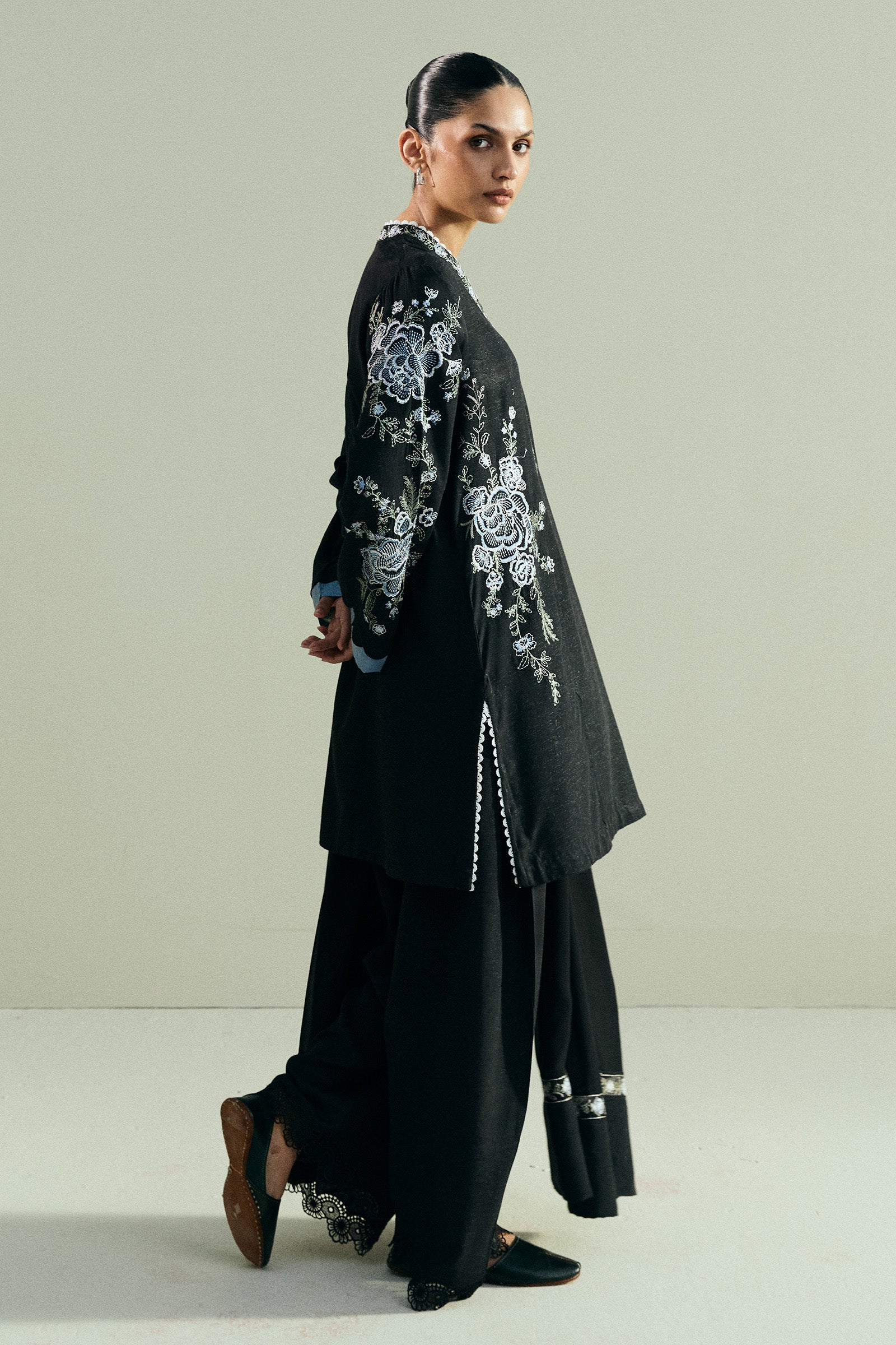 Zara Shahjahan Pret 25 - CR25P0954