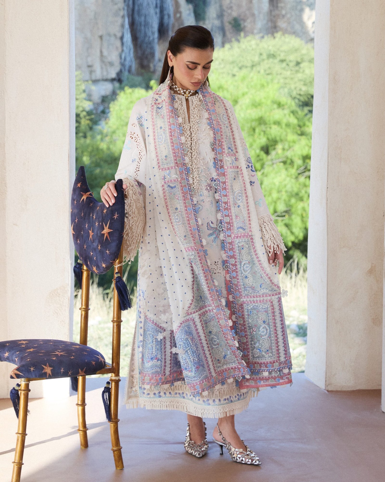 Suffuse Summer Lawn 26 - Veluna