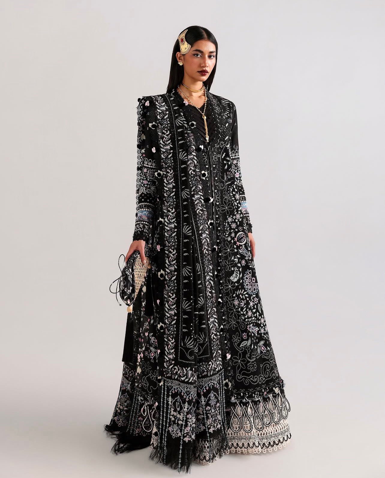 Suffuse Summer Lawn 26 - Meravi