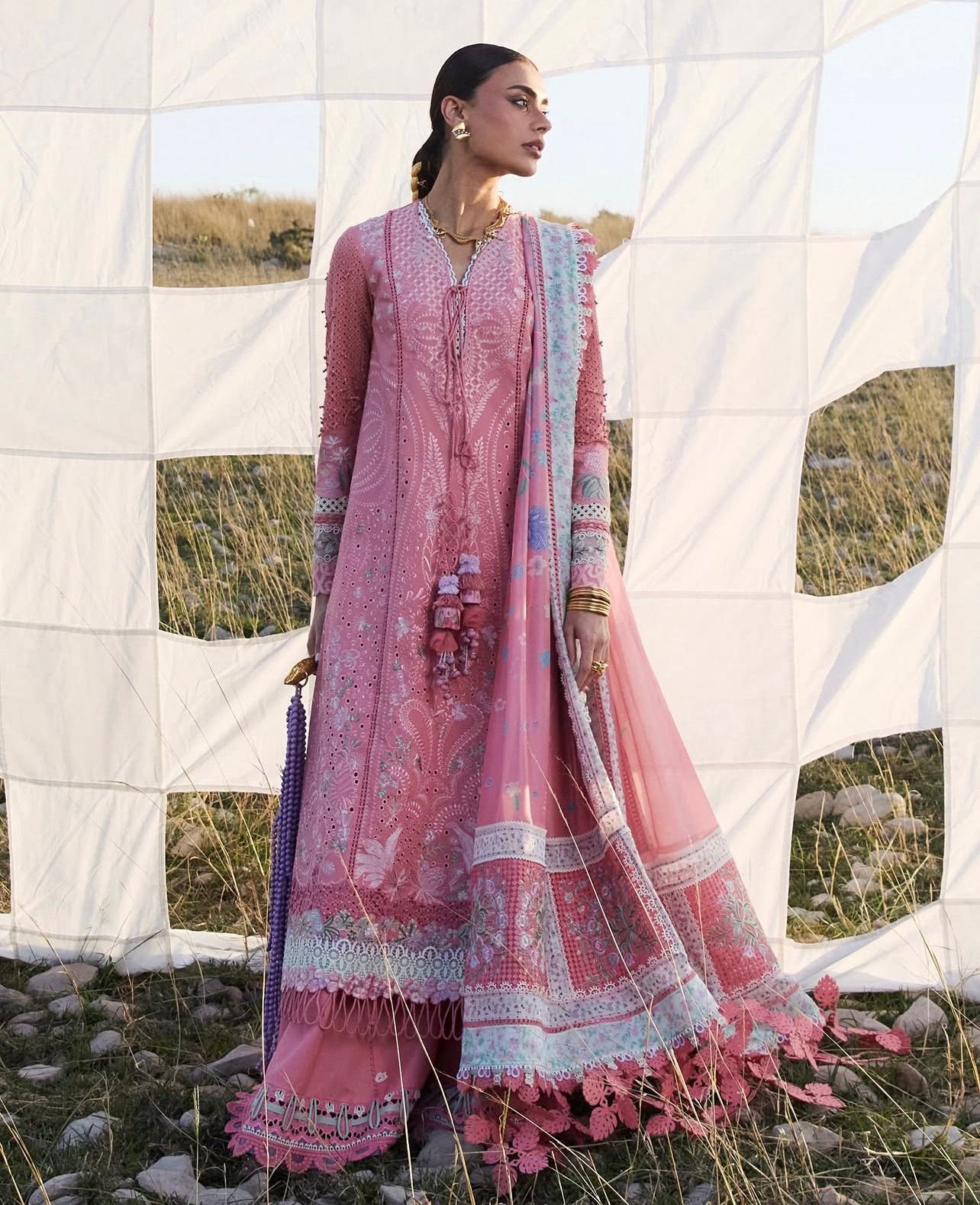 Suffuse Summer Lawn 26 - Kesira